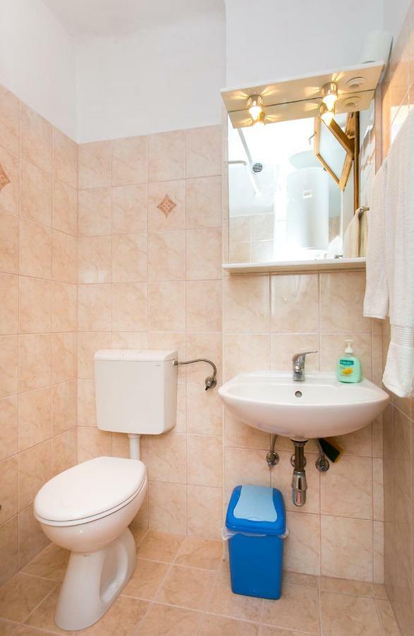 Avdic Guest house 3*